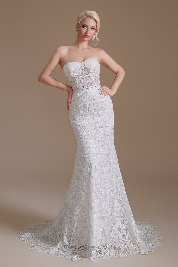 New Arrival Sweetheart Lace Long Chapel Train Wedding Dresses