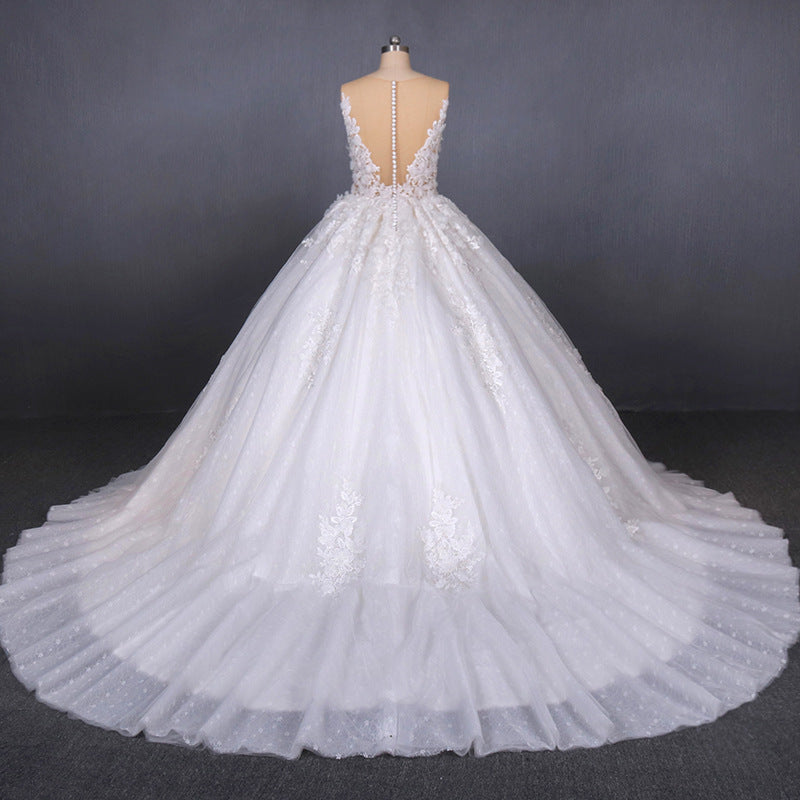 Round Appliques Ball Gown Tulle Wedding Dresses With Button Back OW578