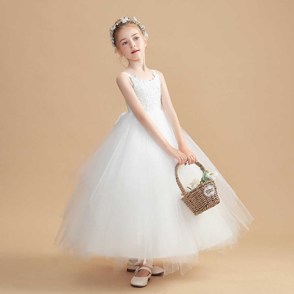 Straps Ivory Flower Girl Dress With Lace Appliques