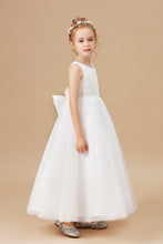 Cute Sleeveless Tulle Appliques Flower Girl dress With Bowknot