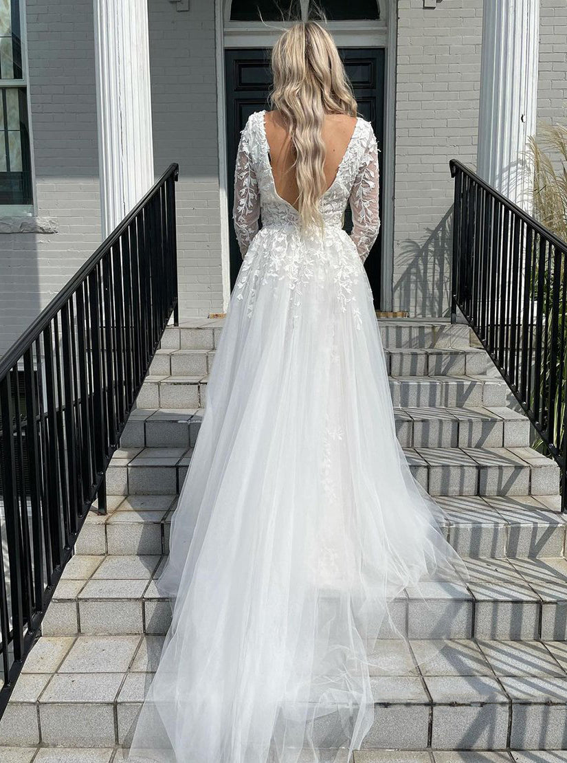 Mermaid Sexy V Neck Backless Tulle Wedding Dress