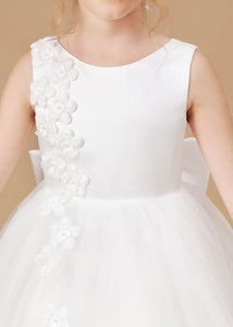 Chic High Low Sleeveless Tulle Stain Appliques Flower Girl dress With Bowknot