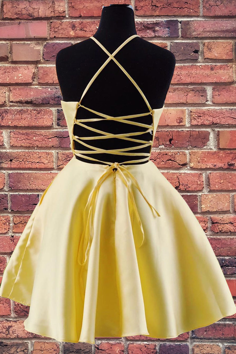 A-line Halter Yellow Homecoming Dress With Embroidered Pockets OM463