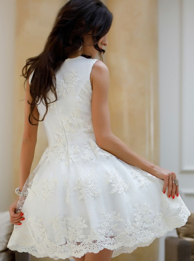 A-Line V-Neck Little White Tulle Homecoming Dress With Appliques OP234