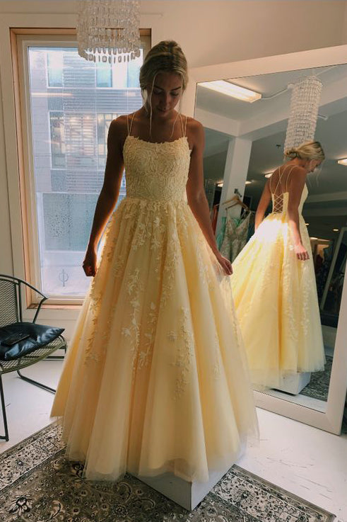Daffodil Straps A-Line Tulle Long Prom Dresses With Appliques