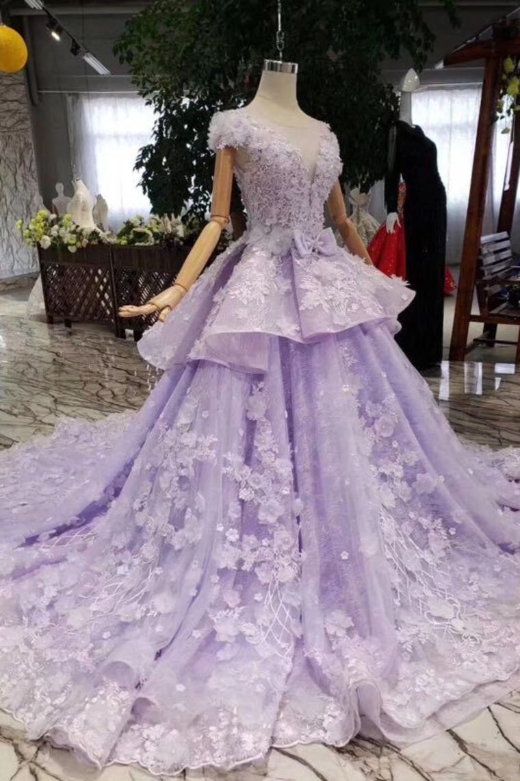 Princess Lilac Beaded Quinceanera Gown 3D Floral Appliques Ball Gown OP722