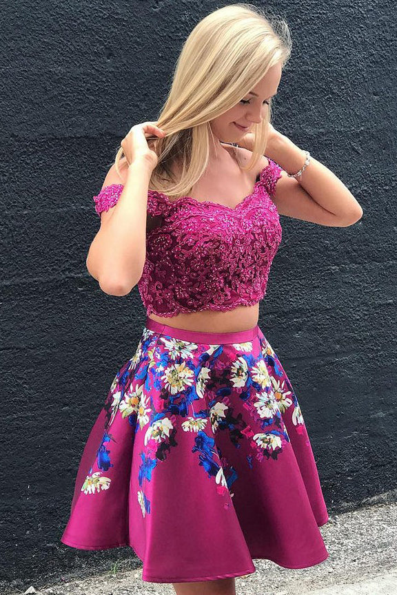 Two Piece Off Shoulder Lace Applique Short Prom Dress Floral Print Homecoming Dress OM308