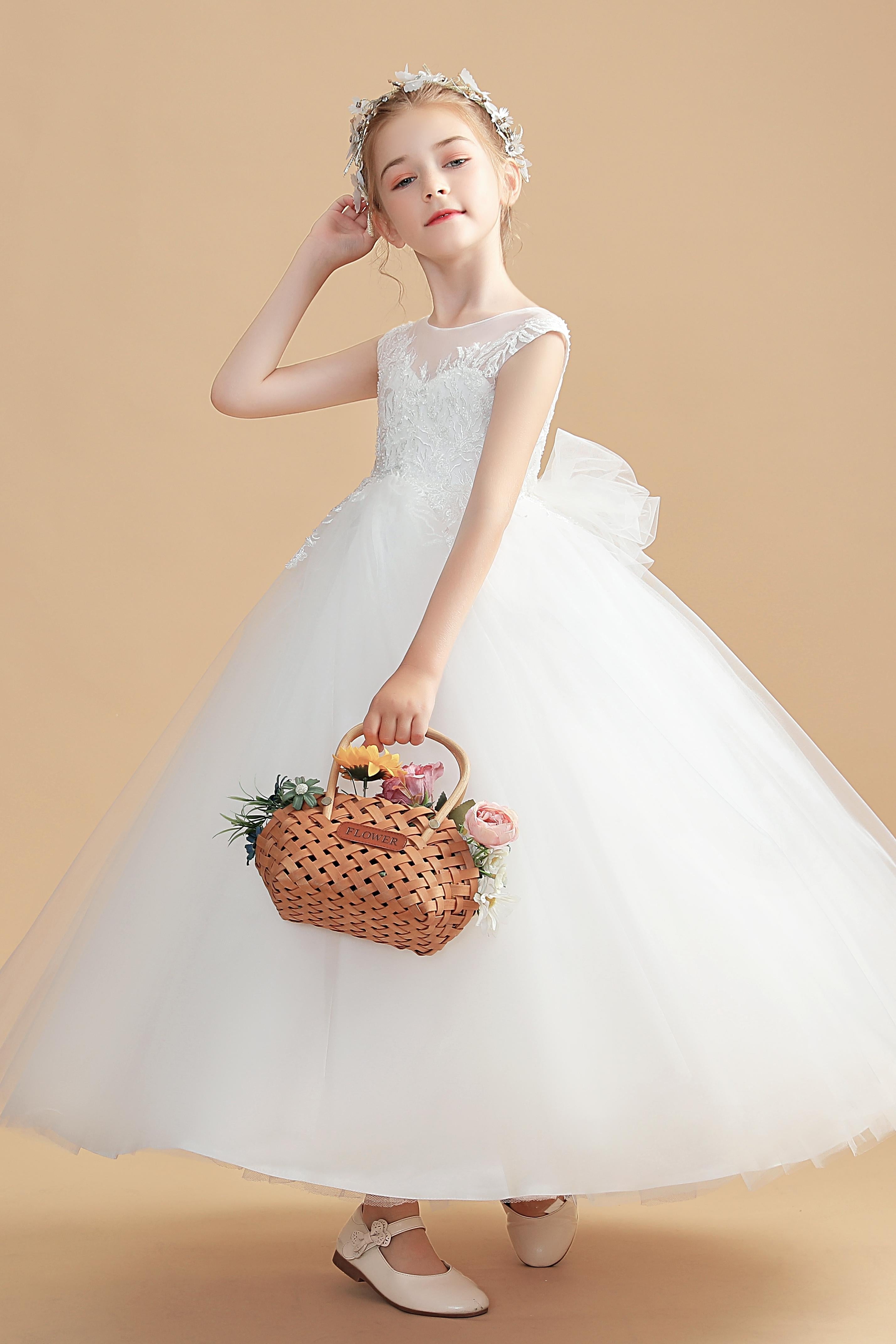 Ivory Sleeveless Long Tulle Flower Girl dress With Bowknot