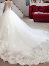 Elegant Bateau Sleeveless Ball Gown Applique Court Train Tulle Wedding dress OW110