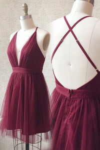 Deep V-neck Spaghetti Straps Burgundy Tulle Homecoming Dresses