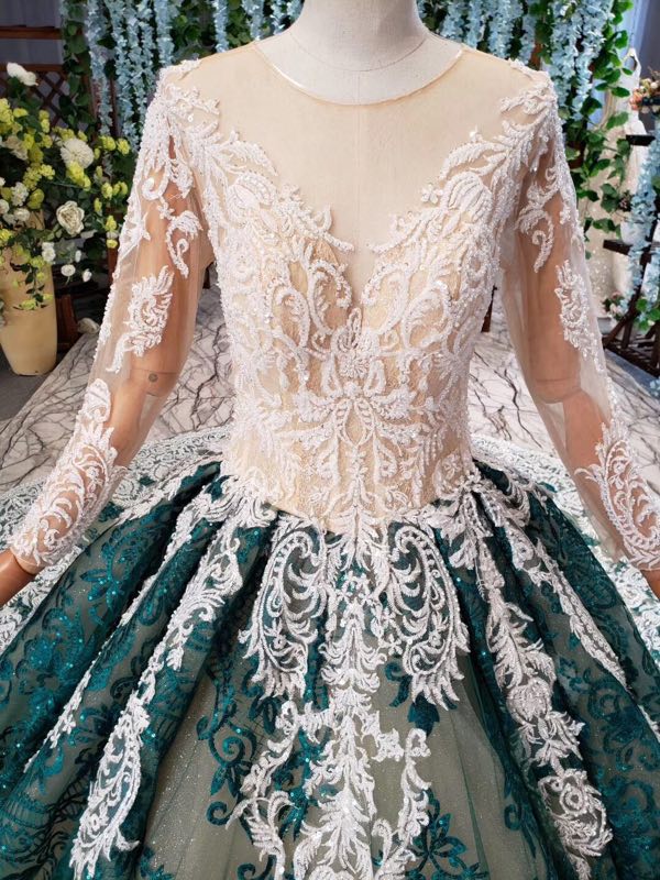 Long Sleeve Appliques Beading Quinceanera Dresses Ball Gown Vintage Wedding Dress PO029
