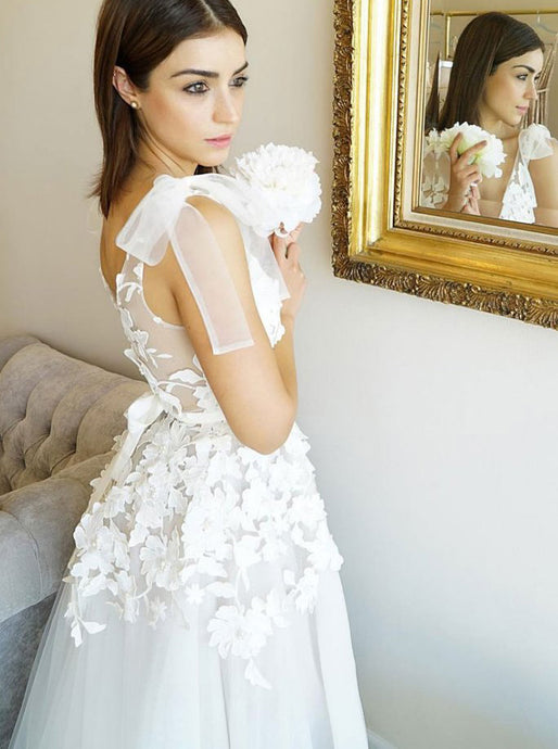 Princess V Neck Straps Bowknot Tulle Appliques Wedding Dress OW341