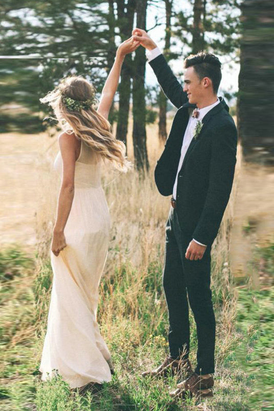 Simple Long Chiffon Pleated Round Neck Sleeveless Wedding Dress