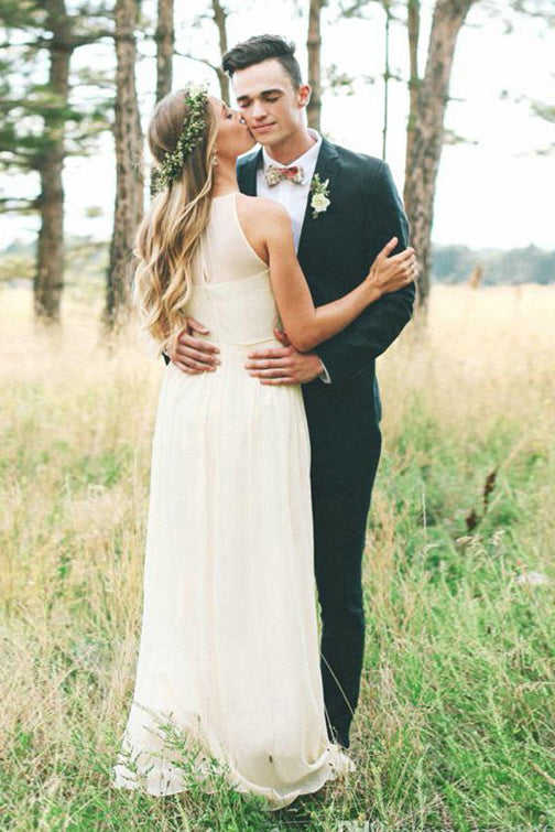 Simple Long Chiffon Pleated Round Neck Sleeveless Wedding Dress