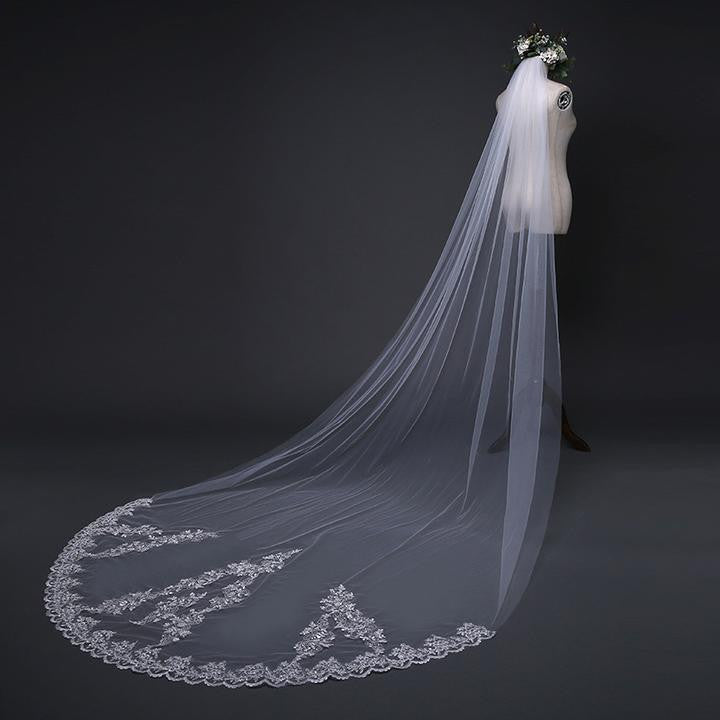 Beautiful Lace Appliques Bridal Veil Tulle Long Wedding Veil OV3